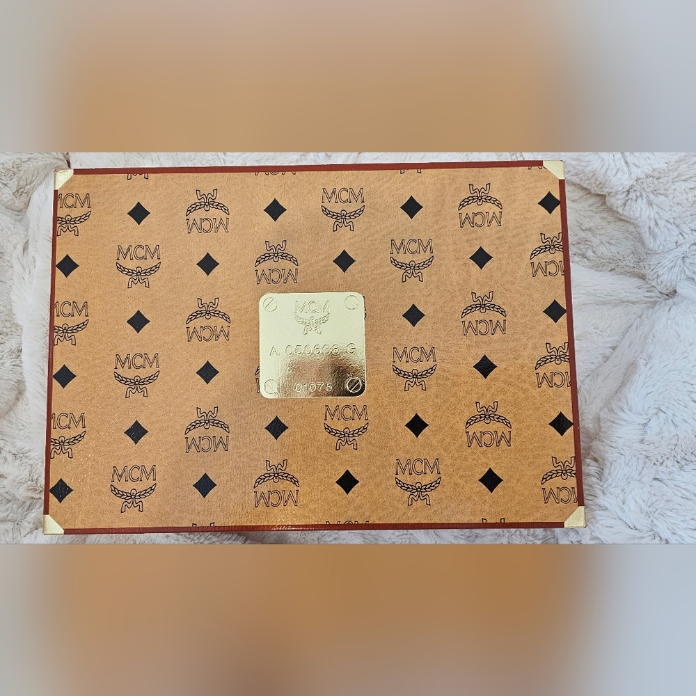 MCM Handtowels